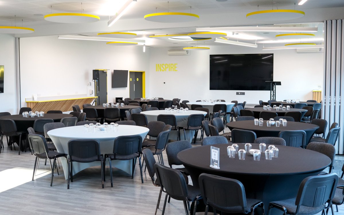 Need a conference space for a business meeting or event? 🗣 The Nest is fully equipped with two modern and spacious conference rooms, with on-site catering available on request. With a range of availability this January, book your slot today 👇 thenest.org.uk/book-with-us/b…