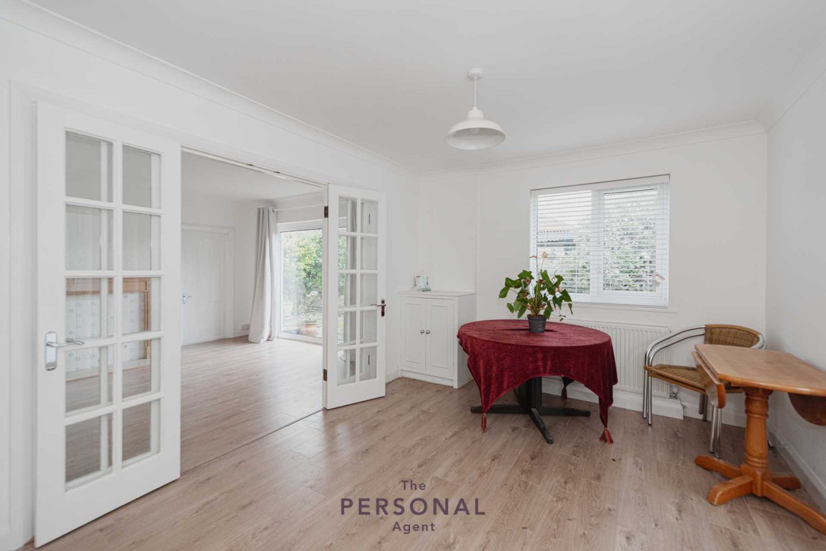 Our *LETTING OF THE WEEK*

Woodcote Road, Epsom £2,800pcm

The Personal Agent are proud to present this charming, refurbished three bedroom detached bungalow located on the periphery of the prestigious and highly desirable Woodcote Estate.

Find out more:
thepersonalagent.co.uk/property/woodc…
