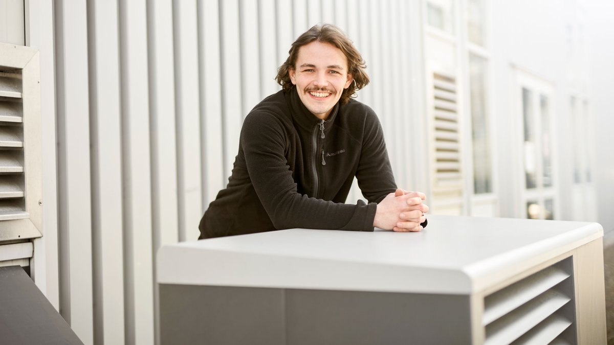 Wir wünschen allen Kunden, Partnern und #Kermi-Freunden ein gesundes, glückliches und erfolgreiches neues Jahr!  🍀😊
Auf dass 2024 für alle ein Jahr voller neuer Chancen und Möglichkeiten wird, in dem wir gemeinsam den Weg in eine nachhaltige Zukunft beschreiten. 💚 #raumklima