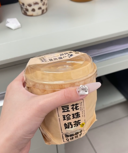 jimdmayor's tweet photo. Can't escape ...
The third cup today ... https://t.co/eElMUiJw9I