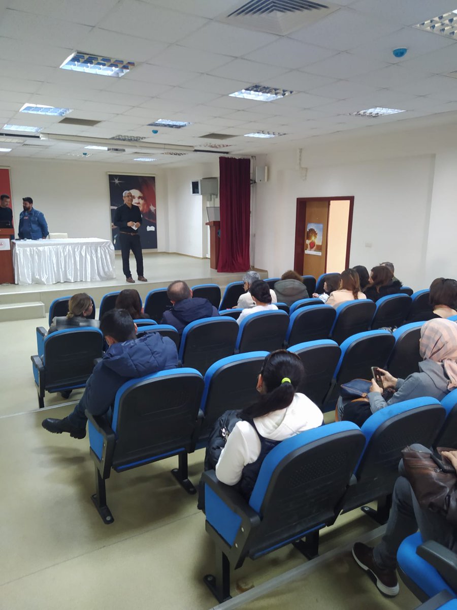 Gaziemir ve Menderes İlçemizde BİLSEM öğrenci seçmelerine yönelik bilgilendirme toplantıları yapıldı.
<a href="/tcmeb/">Millî Eğitim Bakanlığı</a> 
<a href="/Yusuf__Tekin/">Yusuf Tekin</a> 
<a href="/MebOrgm/">Özel Eğitim ve Rehberlik Hiz. Genel Müdürlüğü</a> 
<a href="/yahsiomer/">Dr. Ömer YAHŞİ</a> 
<a href="/gaziemirkymkmlk/">Gaziemir Kaymakamlığı</a> 
<a href="/OGNDERSE/">OGÜN DERSE</a> 
<a href="/AliMusaBina/">Ali Musa Bina🇹🇷</a> 
<a href="/cbahadir52/">CENGİZ TEĞİŞ</a>