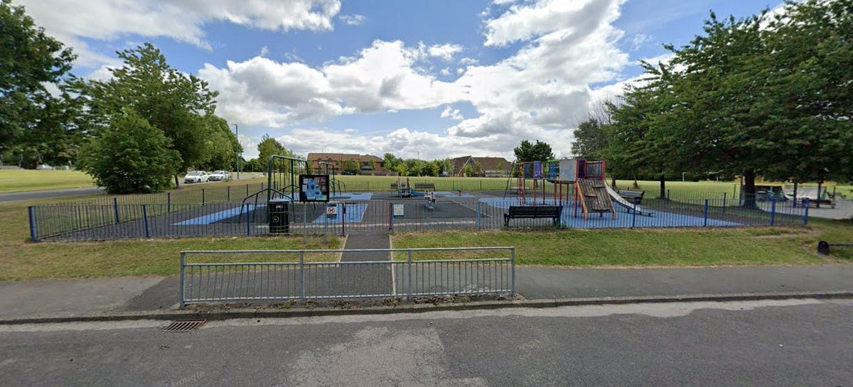 Have your say 🗣️ We’d like to hear your thoughts on the proposal to update Cranmer Recreation play area 🌳 We’d love if you could spare a couple of minutes to complete the survey and be part of the community voice ✨ Share your thoughts here: yourvoice.leeds.gov.uk/cranmer-recrea…