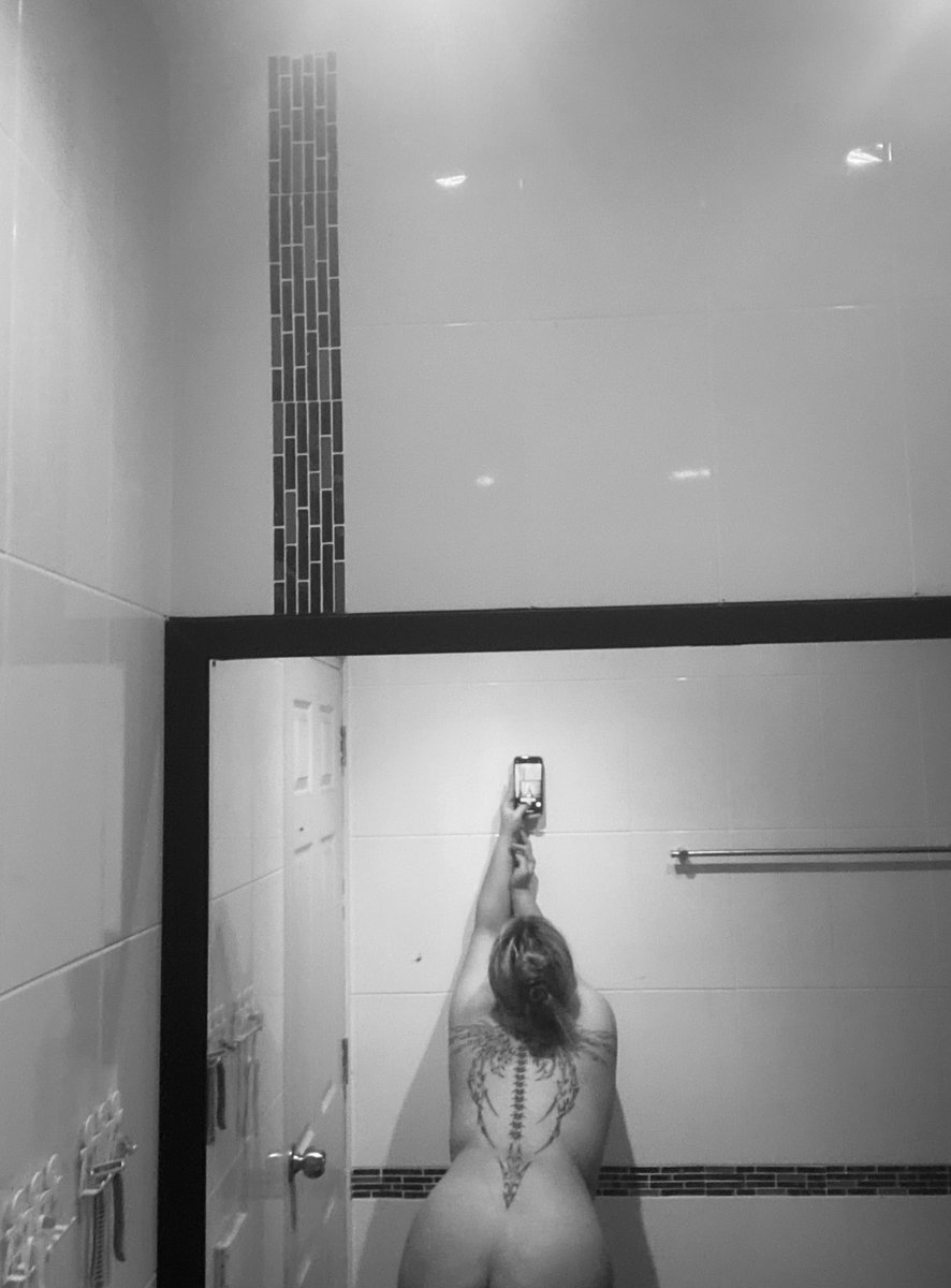 ไม่เคยทำให้ใครหลง เพราะส่งโลเคชั่นให้ตลอด🤪
#สาวเชียงใหม่ #สาวเซ็กซี่ #เชียงใหม่ #แคปชั่น2024 #แคปชั่นเด็ด