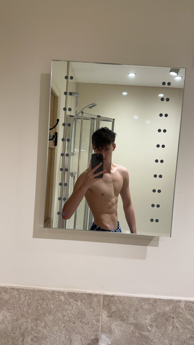 lyricalraze tweet media