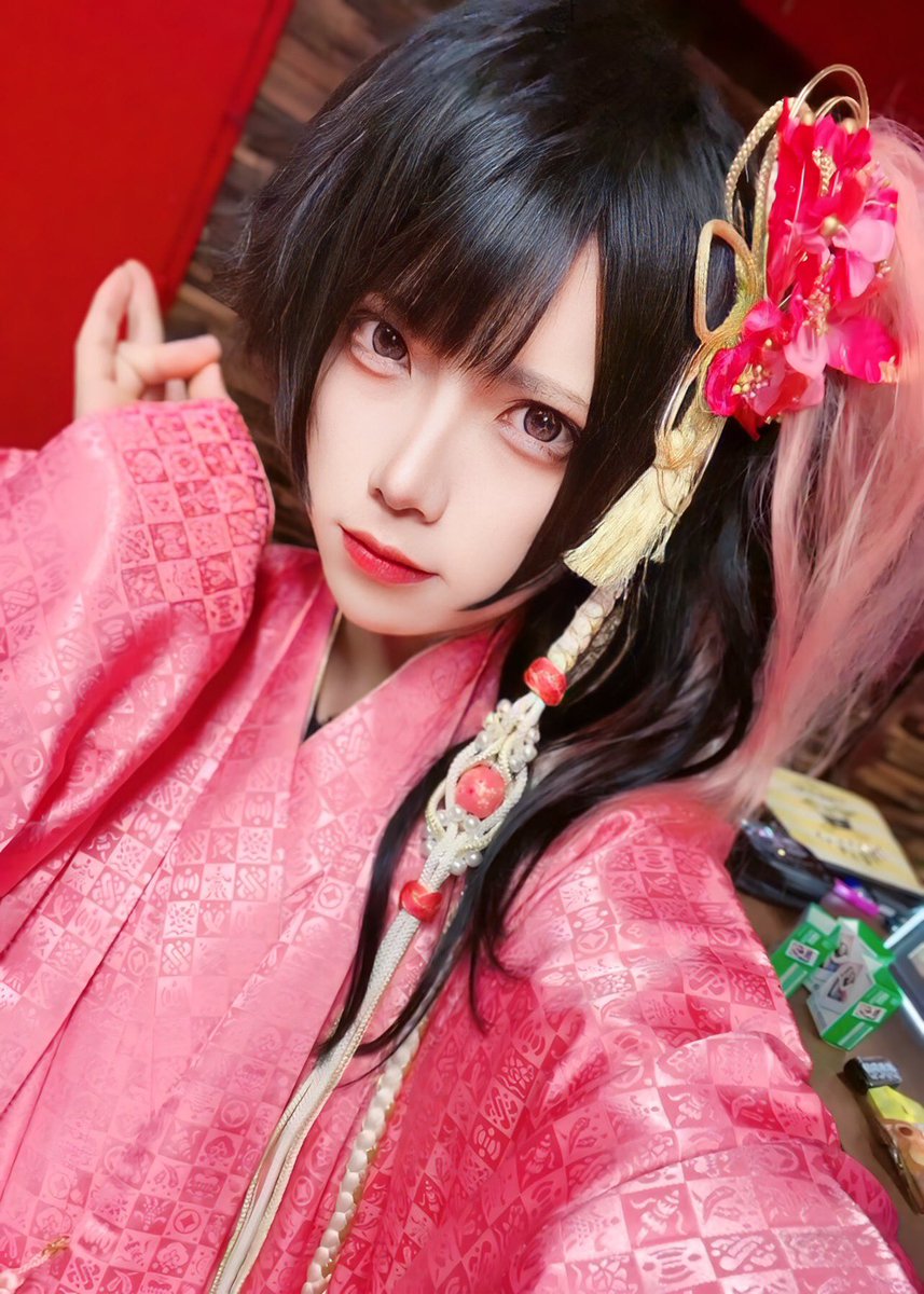 Kakusei_Koki's tweet photo. 1月5日『アリアと過ごすお正月』お疲れ様でした🎍✨
2024年初ライブ初袴でした🐰🎀

『やっぱピンクしか勝たん❔』 https://t.co/XFxG3Ctspz