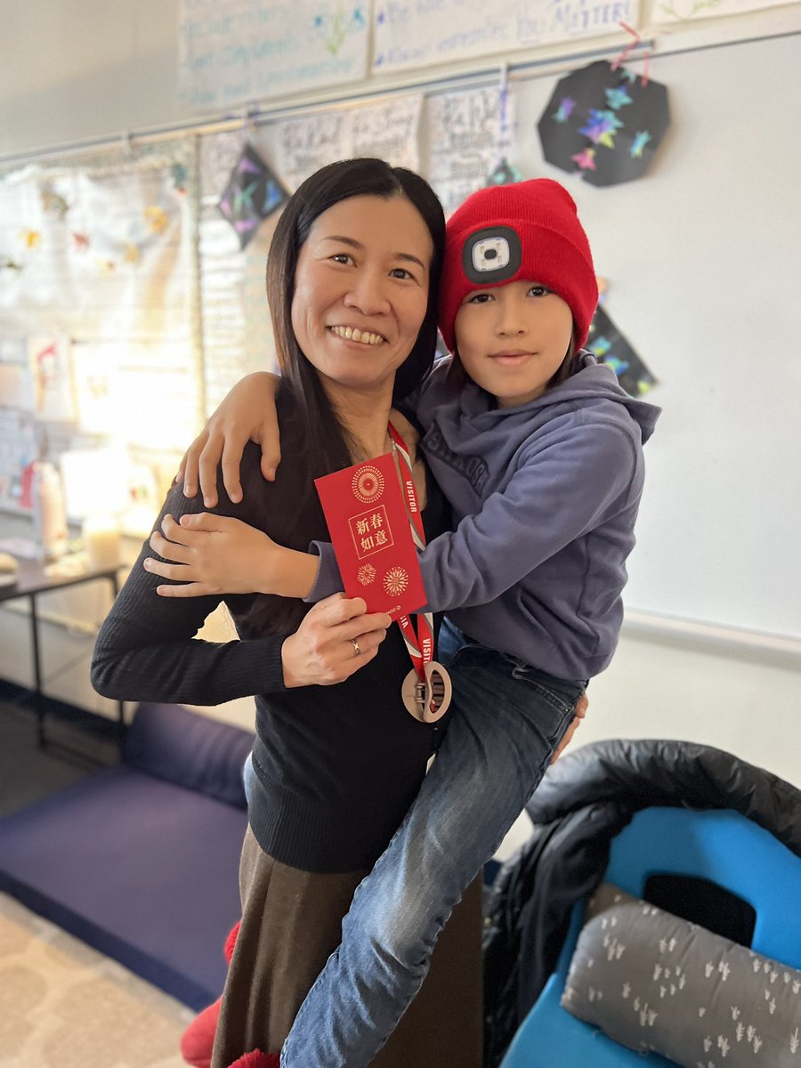 Ms. Mueller tweet media