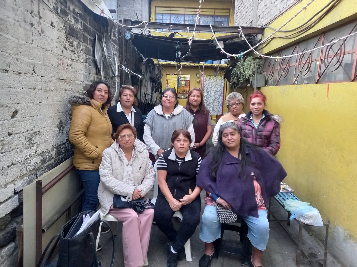 MaraDeLaLuzPre3's tweet photo. Maria de la Luz Peréz
#Nezahualcoyotl ciempre tenemos al mejor #EquipoEstelar2024 Dispuestos y apoyando ala gente con mayor vulnerabilidad ciempre juntos a seguir adelante #EquipoADMM  #Distrito25
Nuestra Lealtad ciempre #CadaVezSomosMas https://t.co/coAmc8HNjd