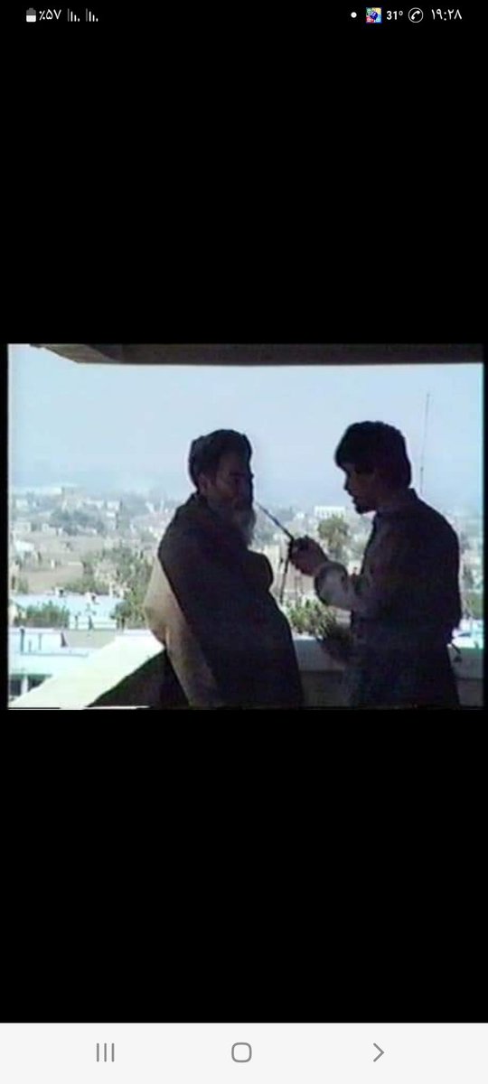 مردم ک به‌ نوشت خودحساس نباشد مرده هست  دقیقا حالت امروزی مامردم فقدبلدیم درشبکهای اجتماعی شیون کونیم بس