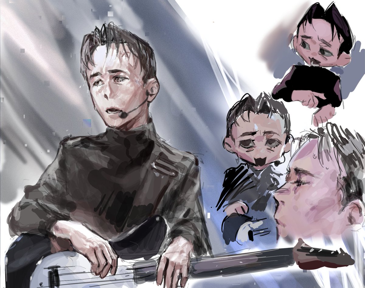 AKxTxBxKx tweet media