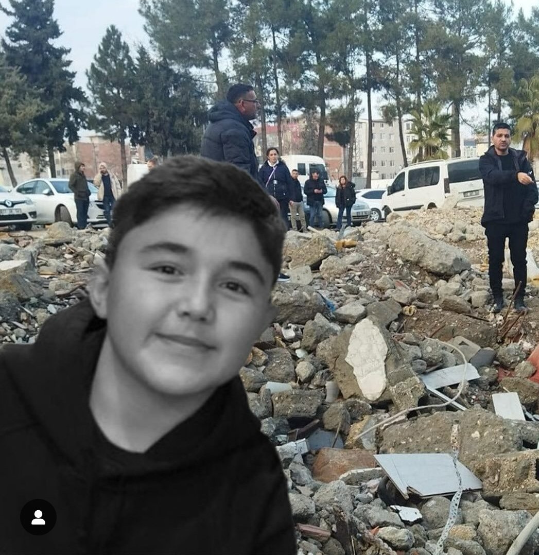 Sultan_Var_'s tweet photo. #isiasolasıkast
#isiasortakdavamız
#isiaskatilleriolasıkastlayargılansın https://t.co/Aw0GsqfMZF