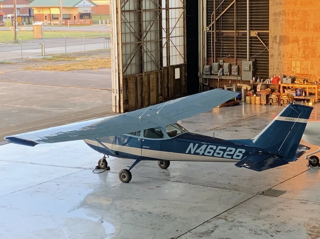 carbon_links's tweet photo. Flying High Again – where dreams take flight! ✨ Join our flight school in Murfreesboro, Tennessee, and let us be your wings to success. Explore our website for more details: https://t.co/hXcm5Ywxzx https://t.co/xHSAMQAi4i