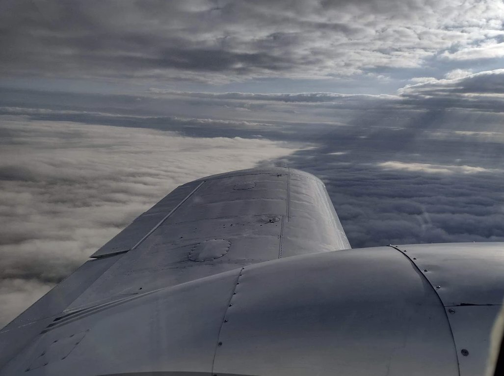carbon_links's tweet photo. Elevate your flying skills with Flying High Again in Smyrna, Tennessee! 🛫 Our commitment to safety and skilled instructors ensure a secure and enjoyable learning experience. Discover the joy of flight! #FlyingHigh #SmyrnaAviation https://t.co/rP2LmqXhxk