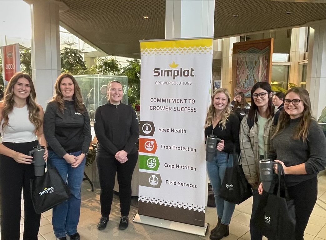 agbiousask's tweet photo. The Agronomy Symposium was a huge success!
 
Students presented their 12-month farm management plans that they developed for real life farms.
 
Thank you to our sponsors @SKAgrologists @SaskPulse @BourgaultAg @NutrienAgCda Richardson Pioneer and Simplot. (1/2) https://t.co/NIcqoFD8BS