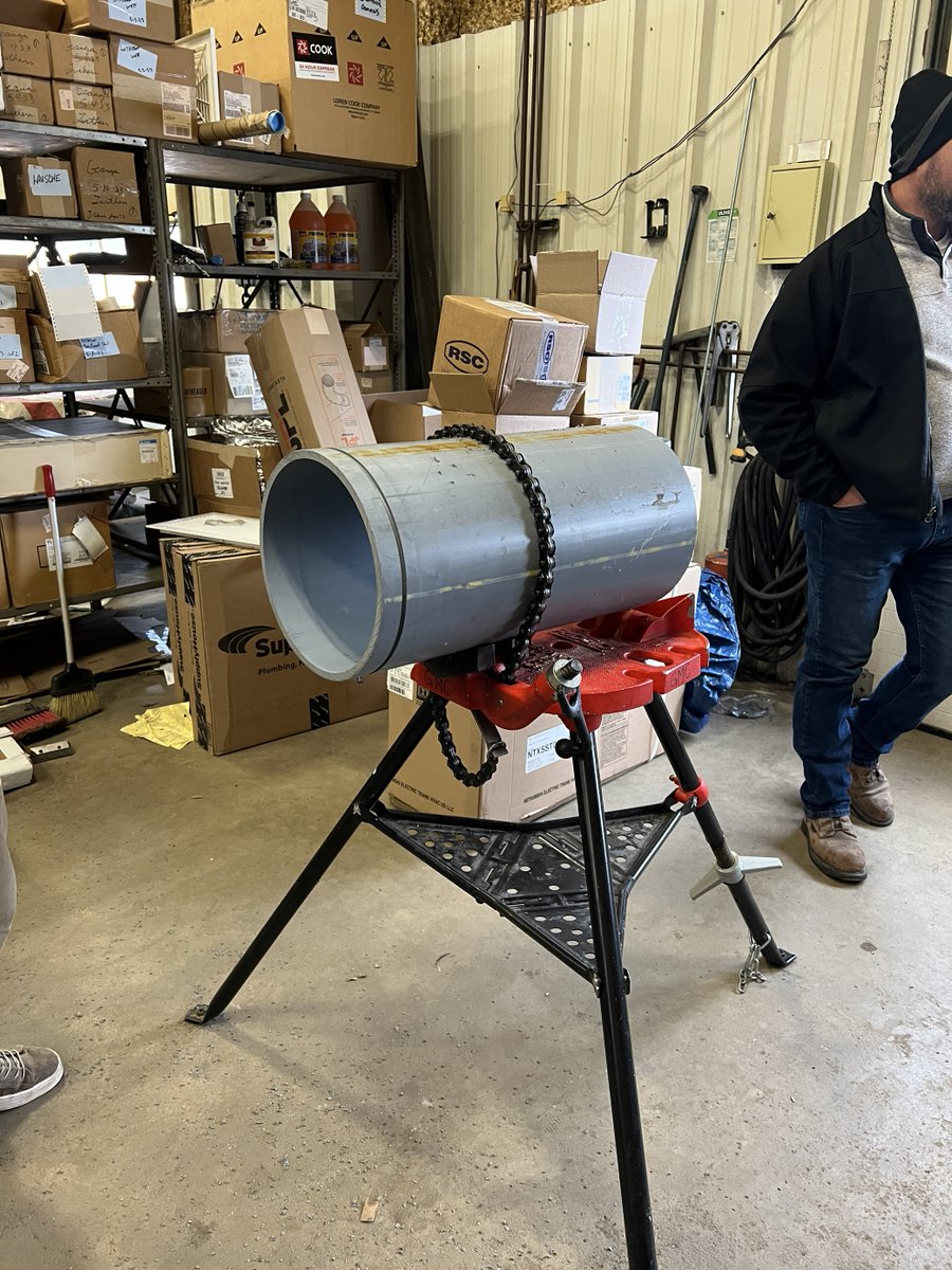 GeaugaMech's tweet photo. This morning Victaulic stopped by our shop to show us their grooved PVC/CPVC system. Grooving PVC/CPVC is much quicker than the standard glue fittings and is significantly lighter than carbon steel pipe. This allows for a more efficient install in the field and less down time! https://t.co/oRf4vH8YCu