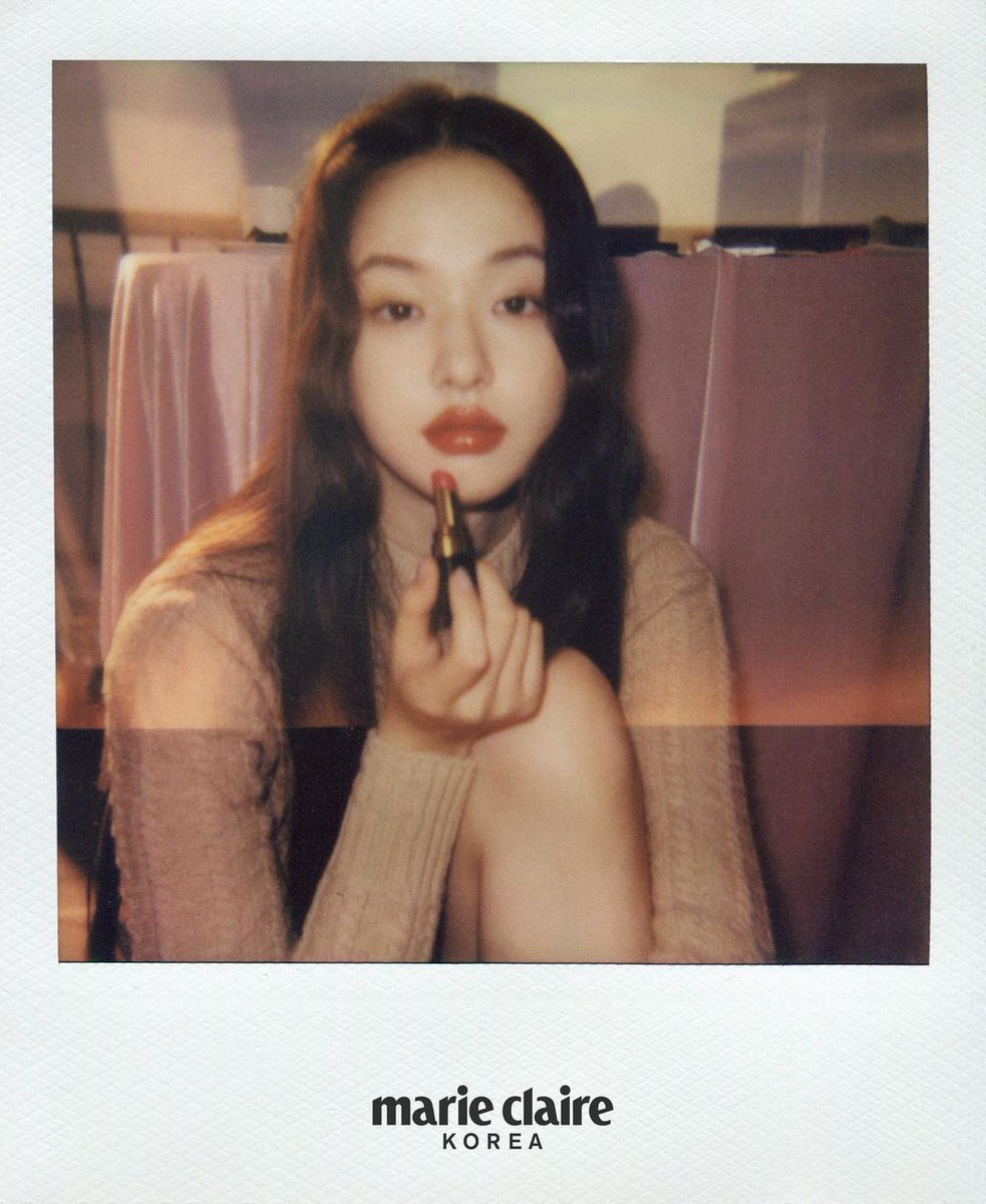 Red lip, a true classic.