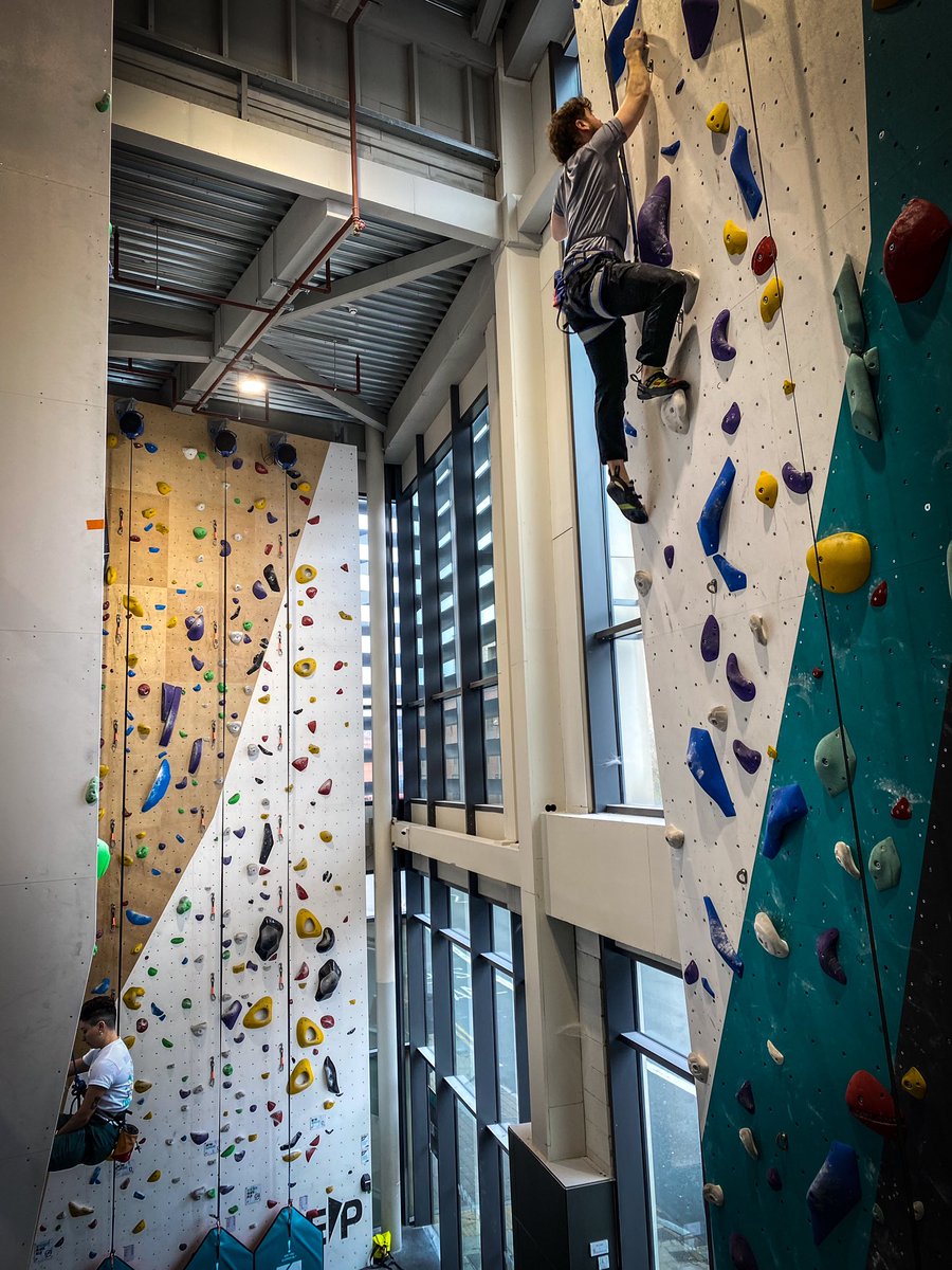 Parthian_LDN's tweet photo. Absolute pleasure having @tomhanson from @skytv Brassic &amp; @BBCOne Outlaws in today for a boulder and auto belay session! Not only is Tom a world class actor, he’s also a super handy climber and we’re mega excited to welcome him to the Parthian family! 

#parthianclimbing #brassic https://t.co/39AjE6hWb4