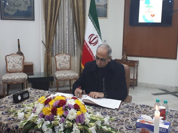 ani_digital's tweet photo. Iranian Embassy opens 'book of condolence' to commemorate victims of twin blasts

Read @ANI Story | https://t.co/O43411TnkL
#Iran #IranEmbassy #BookOfCondolence #IranBombings https://t.co/jt4e2xo43F