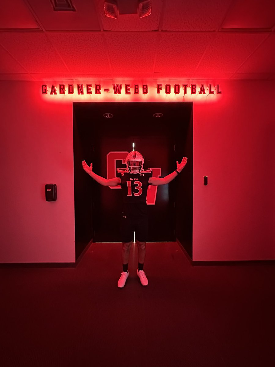 CoachBigelowIMG's tweet photo. Home‼️@GWUFootball #committed #skodawgs 
@CoachReisert @Coach_Gardiner https://t.co/BST8IRXOCC