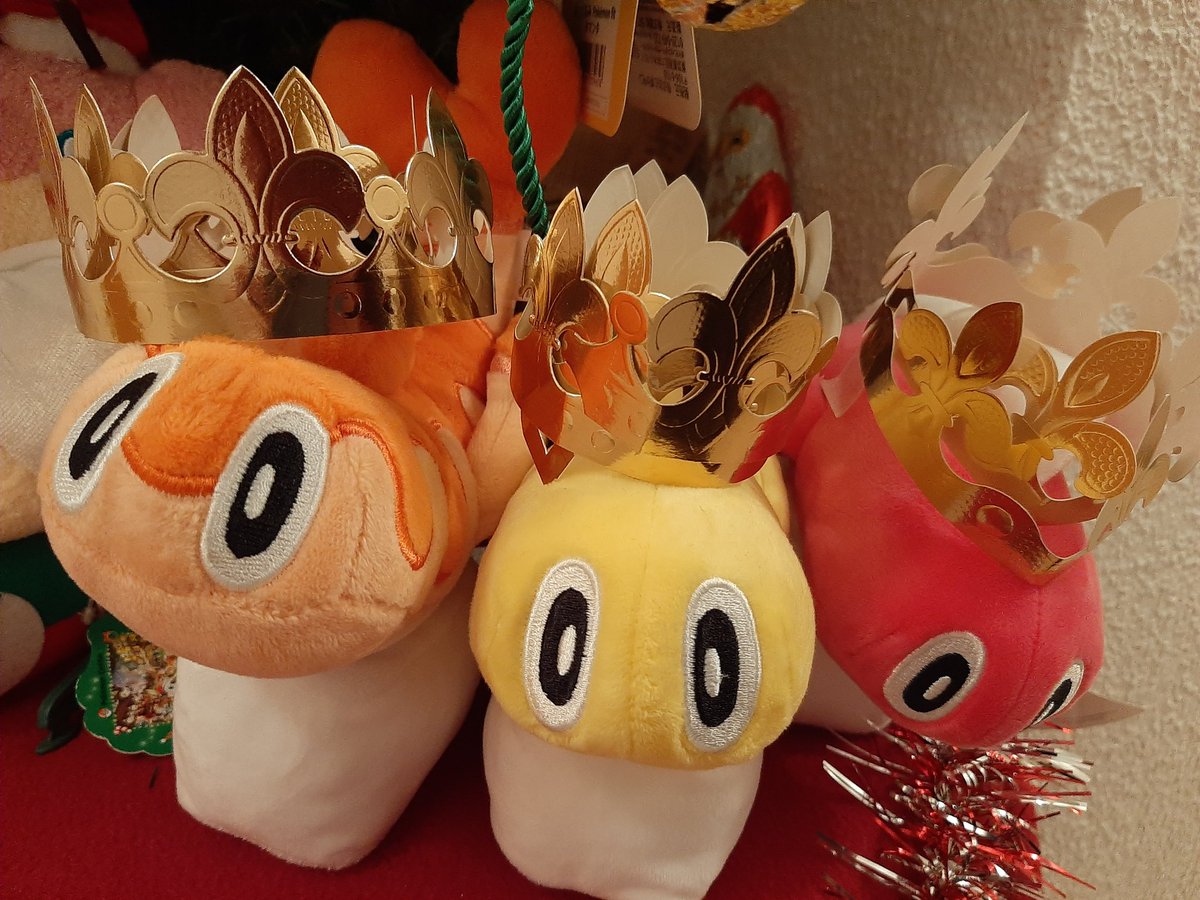 AurionLloyd's tweet photo. Los 3 Sushis Magos os desean una feliz noche de Reyes!! https://t.co/Gu6re3C3M8