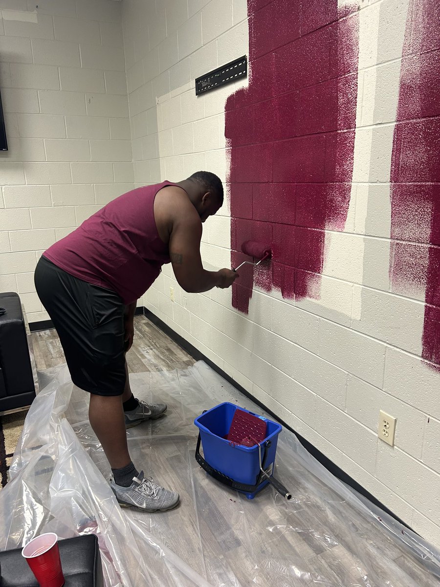 ShauneHoliday's tweet photo. @CoahomaFootball new day new look. Something special building. 
#TheStandard #BeAPro
#SpeciaL 
@WardChanning @coach_wigginsnj @Metcalf79 @CoachFeaz https://t.co/XIXnPBcaVx