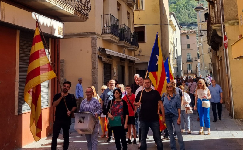 Escribo sobre la adopción de lenguajes y temas de las extremas derechas por parte de algunos elementos del independentismo catalán. Las promesas incumplidas del procesismo hacen emerger los monstruos racistas. <a href="/ctxt_es/">Contexto y Acción</a> 

ctxt.es/es/20240101/Fi…