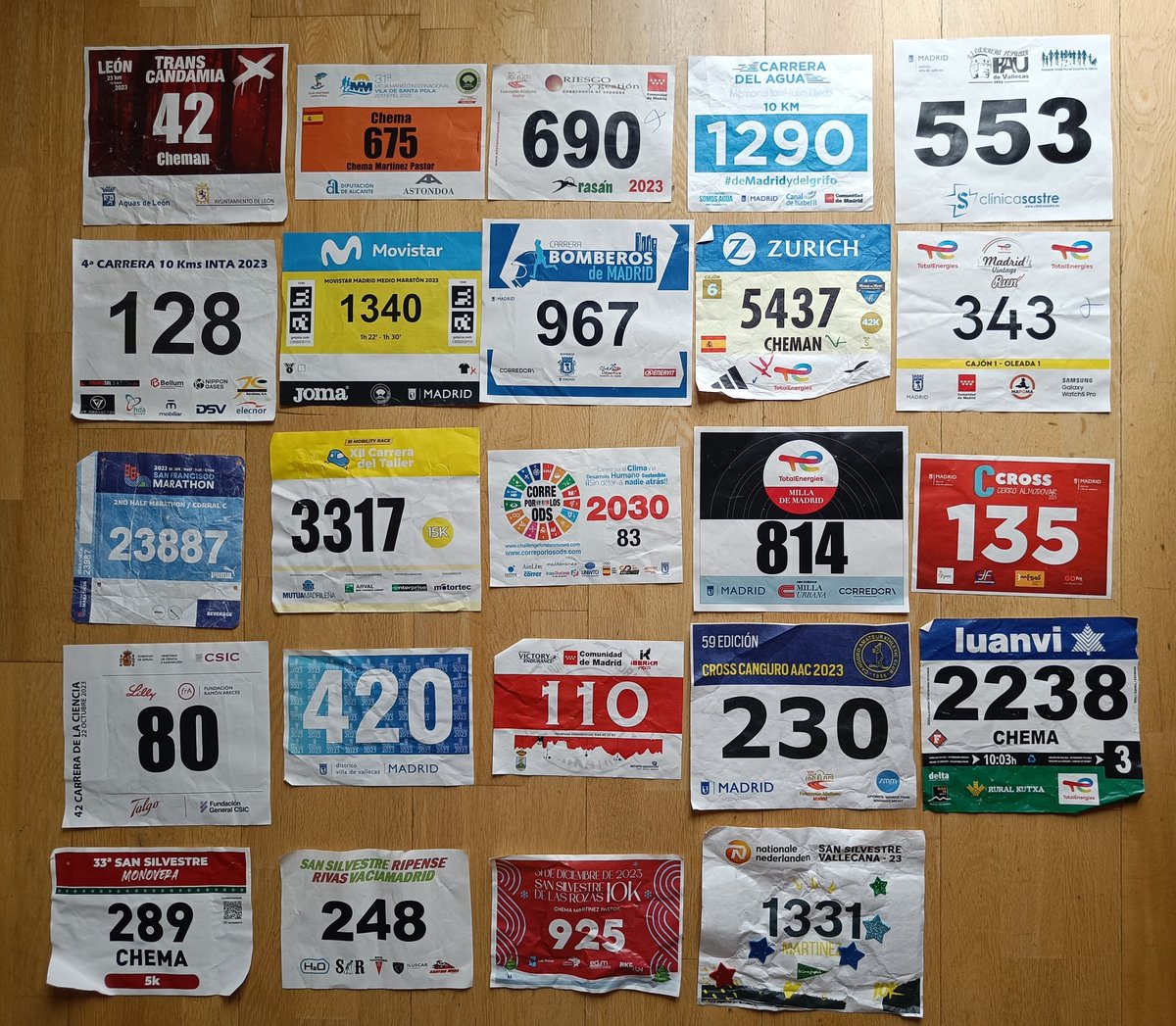 Se me había olvidado hacer este año la recopilación de dorsales de 2023. Menuda colección de risas y diversión. ¡Que los Reyes os traigan muchos kilómetros y mucha salud!
