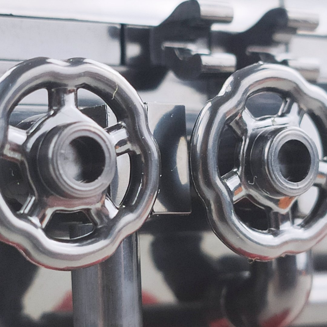 Am Sonntags ist was für die Zug-Fans drin 😃

#klemmbausteine #cobi #speedbuild