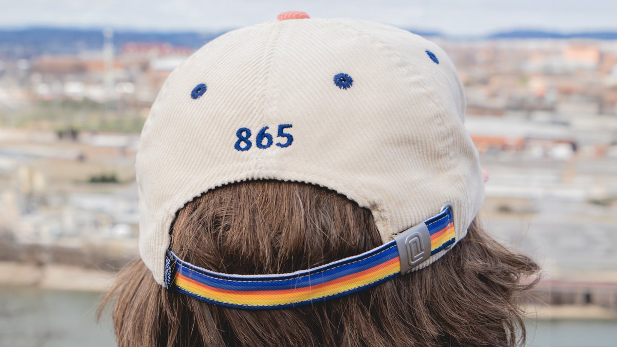 OneKnoxSC's tweet image. One Knox x @officialeague sunrise corduroy hat is here 🔥

SHOP: shorturl.at/AKZ47