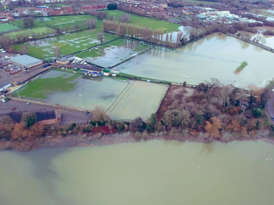 Despite our groundsmen’s efforts, we feel our game tomorrow versus <a href="/LGCEaglesFC/">Letchworth GC Eagles</a> is off.
On the plus side, they caught 3 carp, 2 tench and a tin of salmon.
Every cloud⚽️