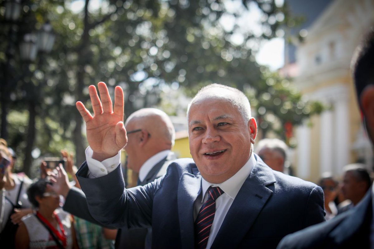 Con el Mazo Dando (@conelmazodando) on Twitter photo Este viernes, 05 de enero, el jefe del Bloque de la Patria, <a href="/dcabellor/">Diosdado Cabello R</a>, realizó un reconocimiento a los diputados y diputadas por su trabajo para mantener la paz y tranquilidad del Pueblo durante el pasado año 2023.
“A todos los diputados y diputadas, incluidos los sectores de Este viernes, 05 de enero, el jefe del Bloque de la Patria, <a href="/dcabellor/">Diosdado Cabello R</a>, realizó un reconocimiento a los diputados y diputadas por su trabajo para mantener la paz y tranquilidad del Pueblo durante el pasado año 2023.
“A todos los diputados y diputadas, incluidos los sectores de
