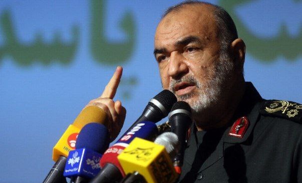 SprinterPress's tweet photo. General Salami, addressing the US and the Zionist regime: "If you are men, fight us, not women and children"

🌫 This statement was made by the commander of the IRGC, General Salami, during his speech in Kerman on the Alley of Martyrs of Golzar-e Shohad.

 We warn America and Israel: if you are men, fight us. Why are you killing women and children?