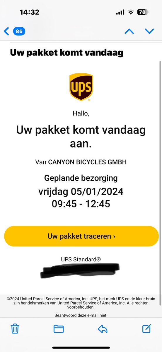 toedoedeloe's tweet photo. @UPS_Netherlands gaat lekker of niet, had ik de vorige keer al een meer dan twijfelachtige bezorging, nu dit, bedankt lekker duidelijk ook jullie track&amp;trace gegevens. https://t.co/cfsBRyZtjb