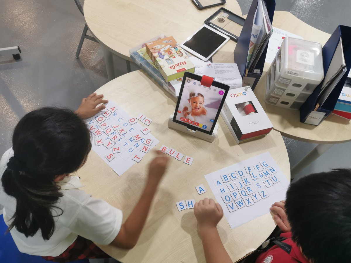 HISReadingTeam's tweet photo. @HISReadingTeam is welcoming back our students with @PlayOsmo. Why? Coding helps with sequencing and problem solving. PizzaCo shows them the importance of reading instructions. Words reinforce sound recognition and spelling patterns. All packaged in F.U.N. @HELPISKL #his_learning https://t.co/0zqKPM6XWq