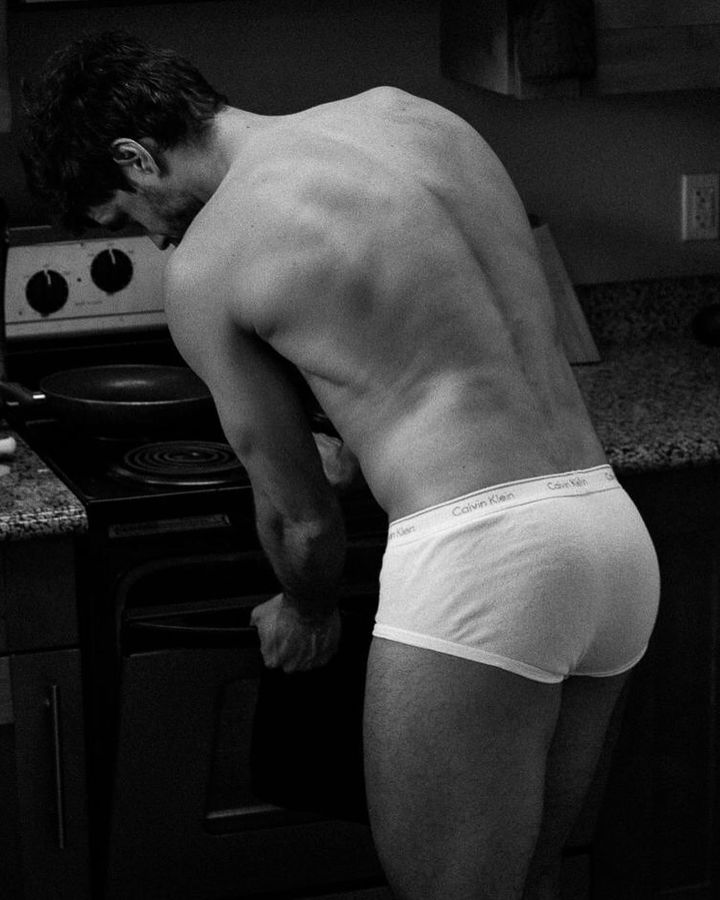 AmenEverytime's tweet photo. It's Caio Cesar by Raquel Santolaya for #TightyWhitieTuesday✨ #CaioCesar #Photography #RaquelSantolaya #TightyWhitie #TWT @yourbriefrelief https://t.co/78aUnQWOoM