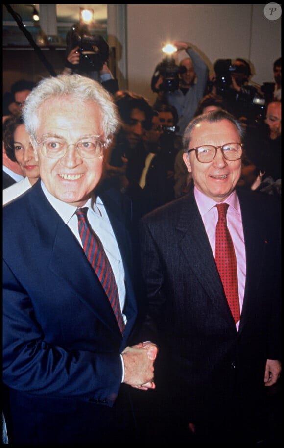 Jospin_Bae's tweet photo. Hommage à Jacques Delors 🇪🇺 https://t.co/1tIDkPjirW