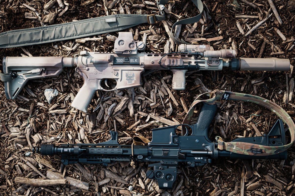 KobuAirsoft's tweet photo. 銃って持ち主の趣味がすごく出るんですよね・・・
よき

Noveske N4　→　@RINZIN01 の
BCM MCMR 11.5　→　自分の https://t.co/QZBk5DJZIY