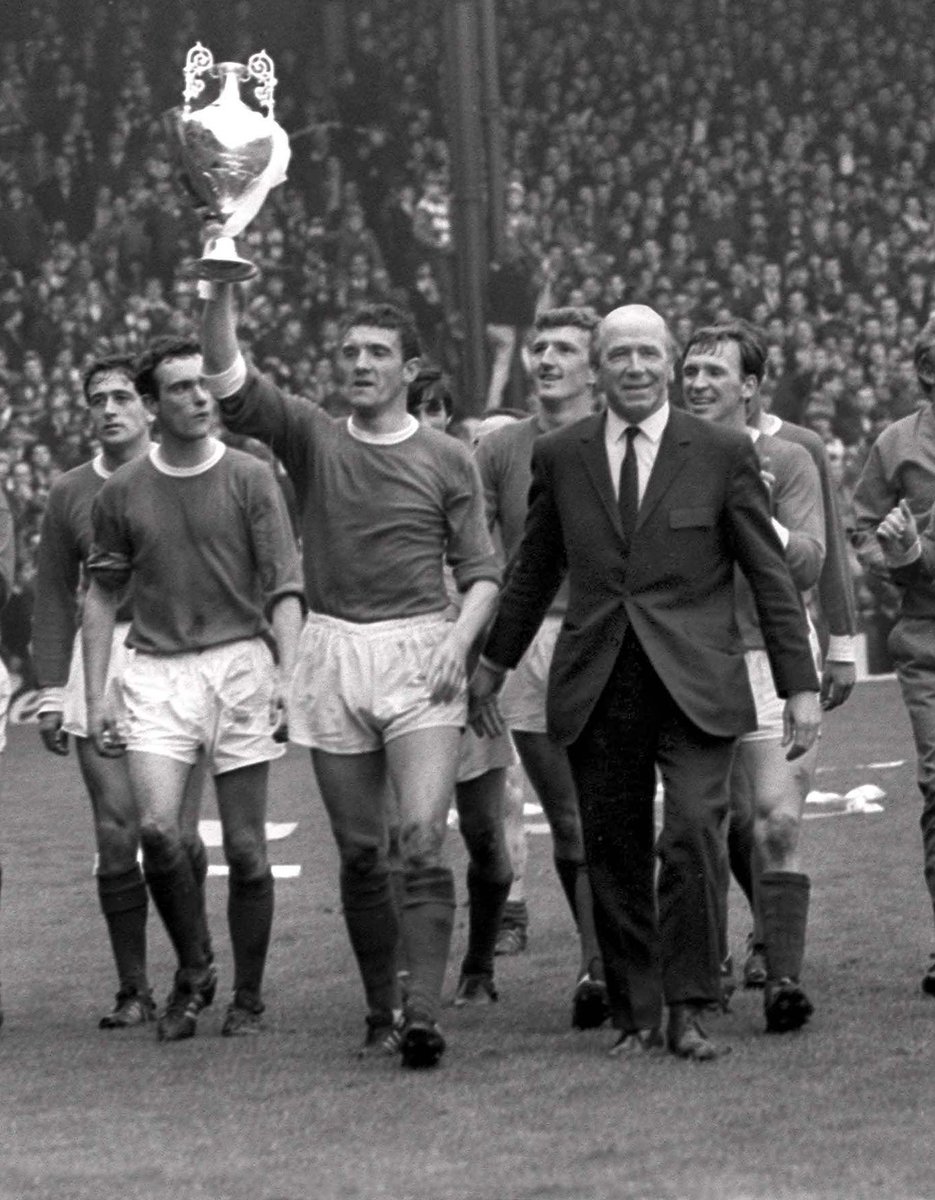 Unitedfans2023's tweet photo. Bill Foulkes 1932-2013
Manchester United 1950-1970
Bill Foulkes was born on this day 92 years ago.
#MUFC #BillFoulkes https://t.co/lSPWrjLq6f