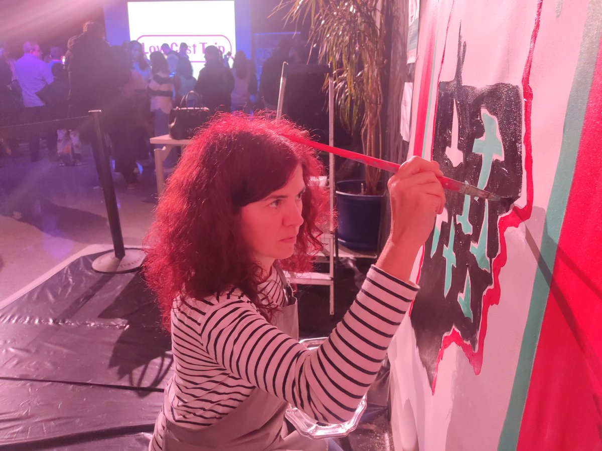 cONGDcar's tweet photo. Todo un lujo compartir espacios con las personas jóvenes que se acercaron a la Gota de Leche y mostraron interés por nuestro proyecto 🎨.
🧐  Atentas y atentos a nuestras redes que en los próximos días os iremos enseñando más imágenes de la actividad. https://t.co/LWfbzM220M