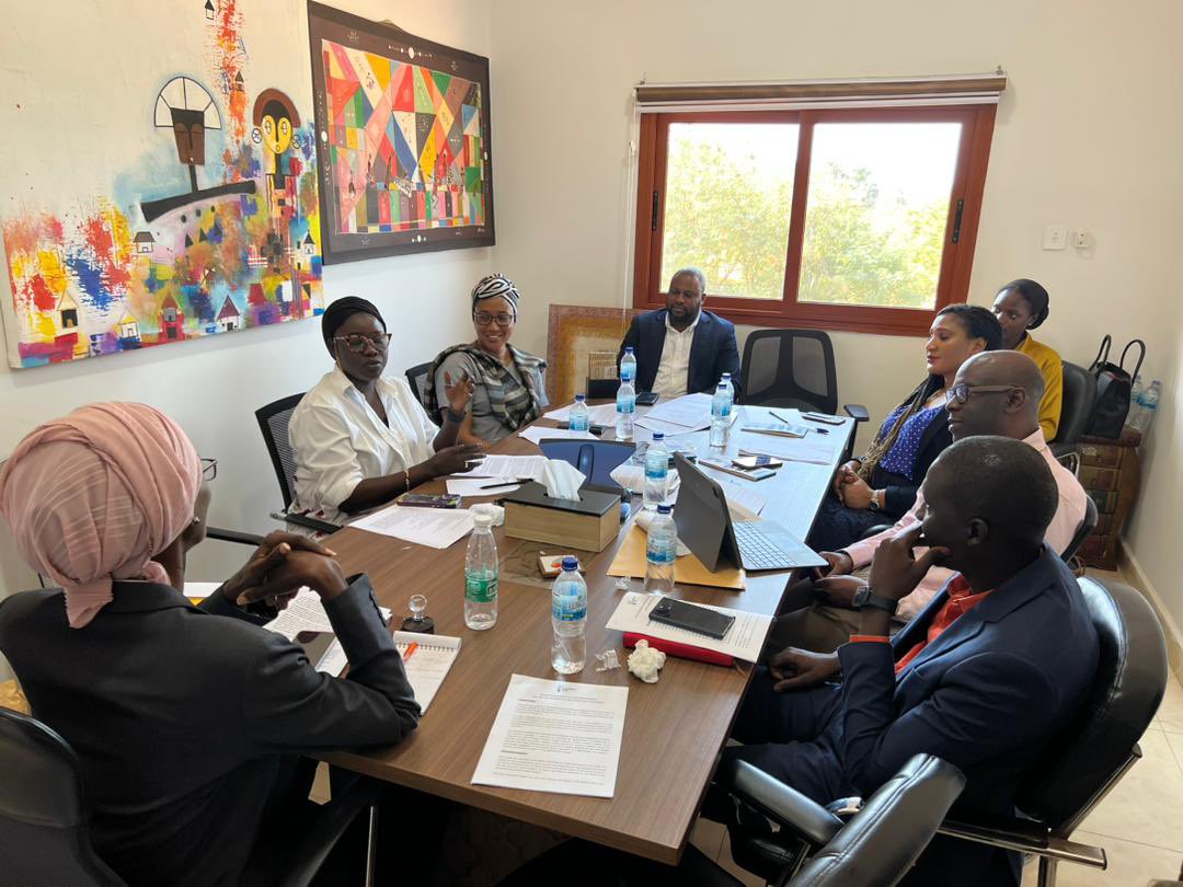 The new Executive of the Gambia Bar Association had their inaugural meeting, focusing on a smooth transition and planning for ongoing projects. Committed to serving members , upholding the rule of law in the Gambia and supporting the TJ Process. 🇬🇲 #RaisingtheBar