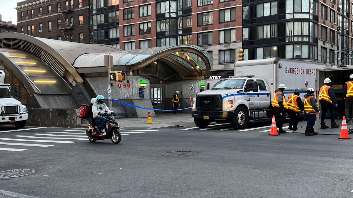 No word on when 1,2,&amp;3 UWS service will resume after collision and derailment at 96th St station. <a href="/1010WINS/">1010 WINS on 92.3 FM</a> @wcbs880