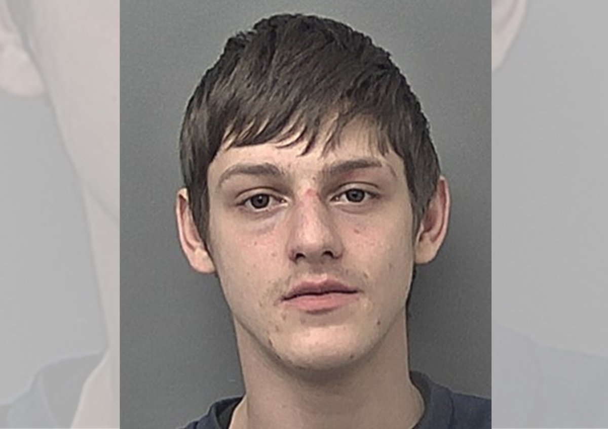 Have you seen 25-year-old Leon Owers from Hull who is wanted on prison recall? Extensive enquiries are ongoing, and we are doing everything we can to find him. If you've seen him please call 101 quoting investigation reference 23*147687.