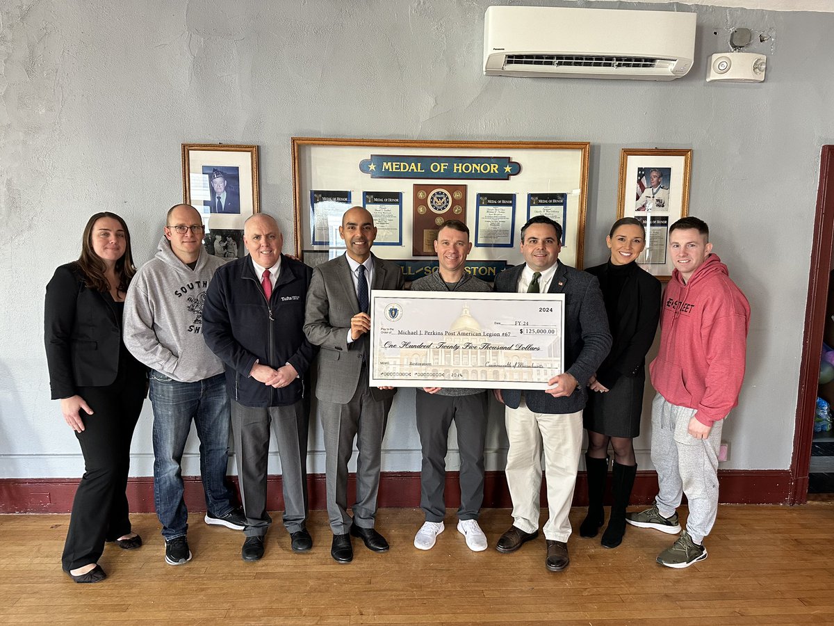 PerkinsPost's tweet image. Thanks @IamJonSantiago , @nickcollinsma ,  @EdforBoston &amp;amp; @david_biele for your continued support of the Michael J Perkins Post.