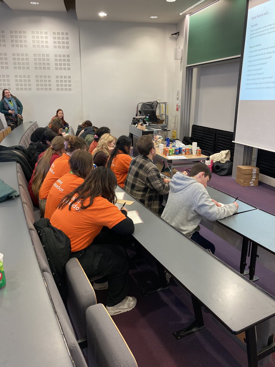 WPWarwick's tweet photo. #unitracks students currently writing a letter to their future self about what they hope to achieve whilst on the programme. https://t.co/JRQrBoiUxk
