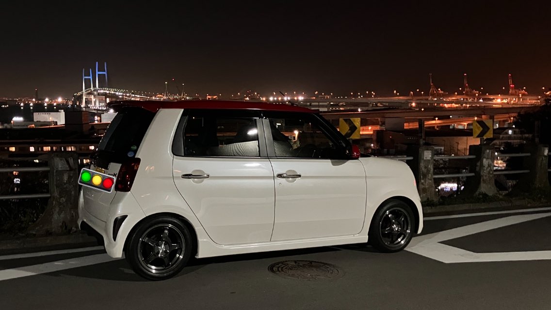 110Hdk's tweet photo. #ModuloX10th
#モデューロx
#NONE
仕事帰りの寄り道🚗
気分転換〜★
しばらくは赤タヌさん一台♪ https://t.co/Pfi5OAATsv