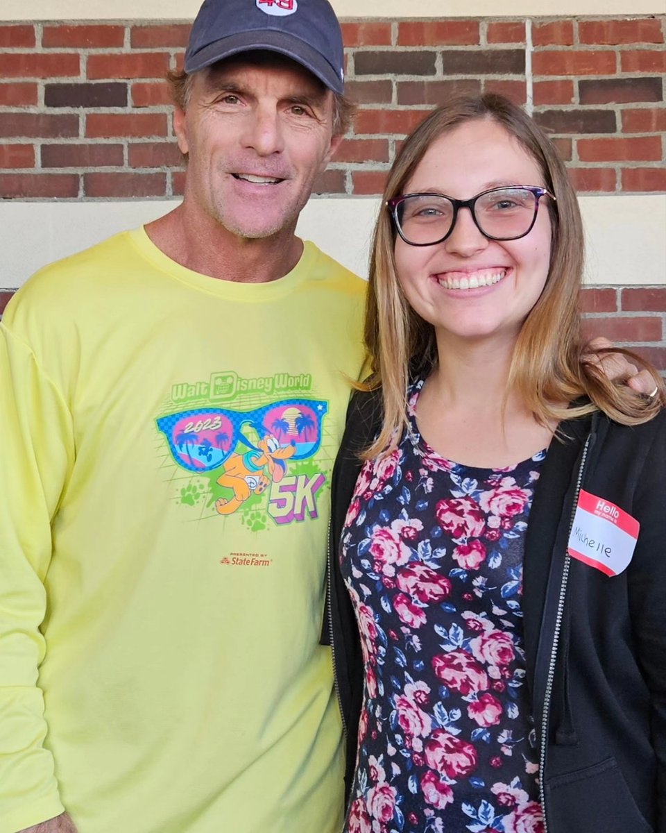 Stars of the Spectrum event for @flutiefdn! I got to meet Doug Flutie himself and many autistic musicians! Amazing event & many more to come! 1/4/24 #amazingopportunity #flutiefoundation #starsofthespectrumevent #ExceptionalShell

@FullSpectrumABA @NJAutismThinkT @GoDistance3562