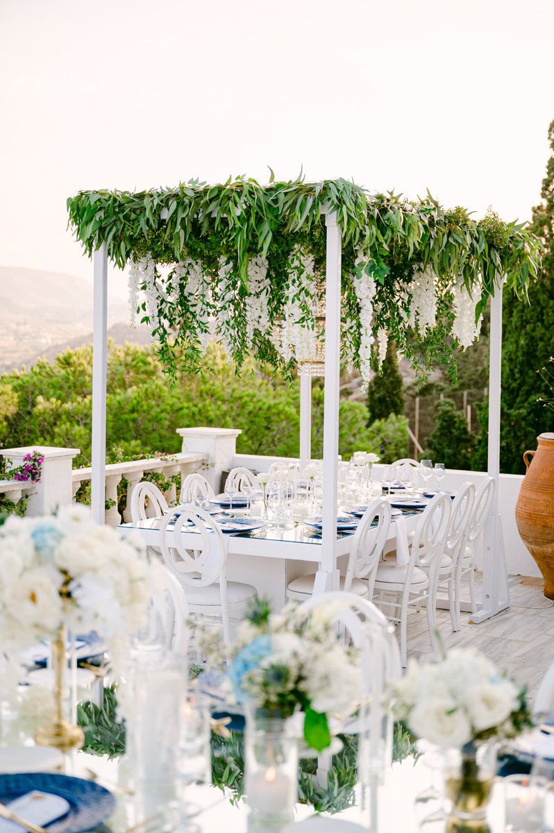 DJMikeVekris's tweet photo. Dripping in Elegance: These chandeliers aren't just lighting up the tables; they're illuminating love in every sparkle.

Photo by Elias Kordelakos @ekordela 
Wedding Planning by @m_happymemories 
Flowers by Manfler https://t.co/z6L3dXJF8f