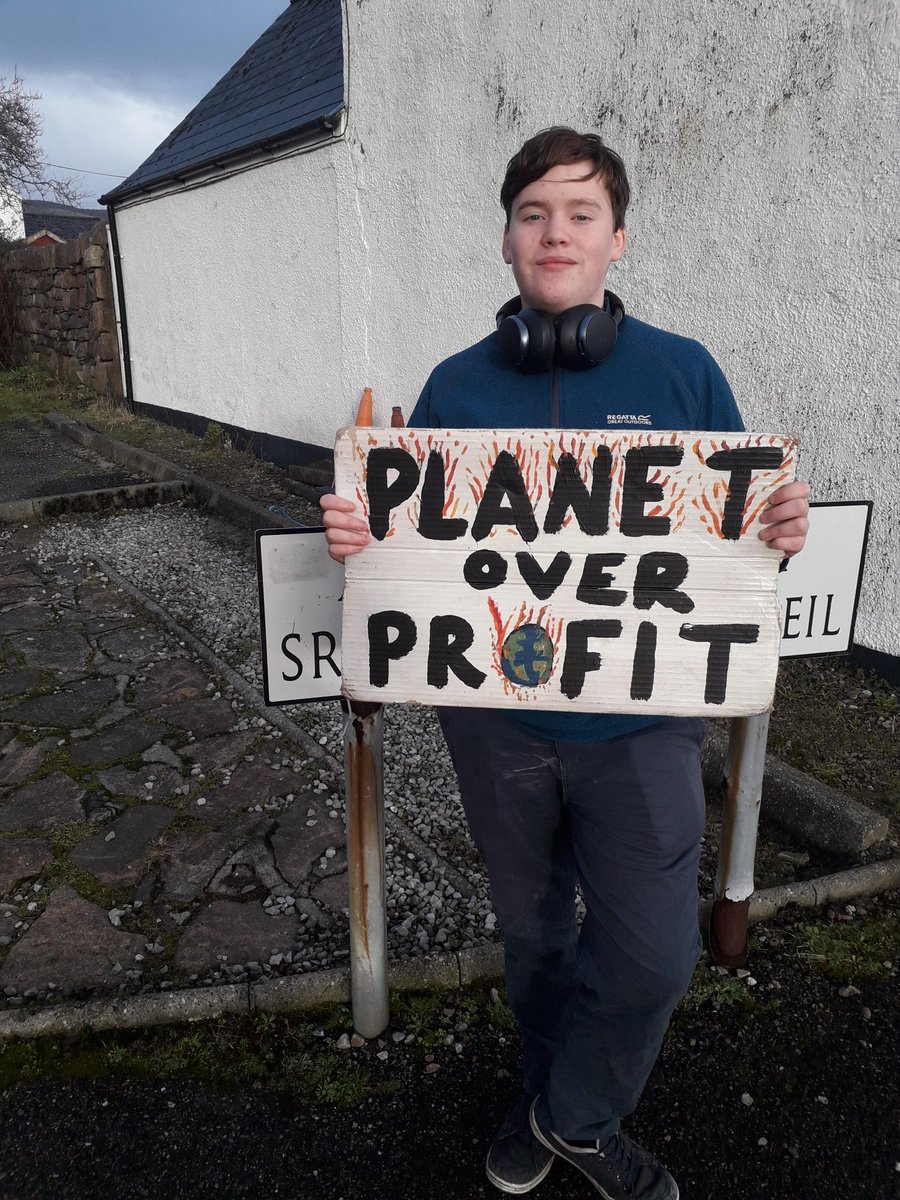 Climate strike week 265

Happy New Year to all my fellow climate activists !
Here's hoping this is the year we start to see real action on the #ClimateCrisis by global leaders

#NewYearNewHope #FridaysForFuture #LaterIsTooLate   #TomorrowIsTooLate