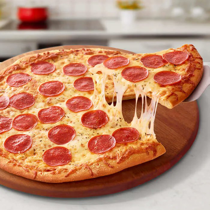 Pepperoni Pizza
#pepperonipizza #pizza #pepperoni #pizzalover #pizzatime #pizzalovers #cheese #pizzaparty #cheesepizza #pizzamania #pizzanight #pizzalove #foodstagram #instafood #pizzas #foodblogger #foodphotography #pizzaislife #dailypizza #yummy #homemadepizza #pizzeria