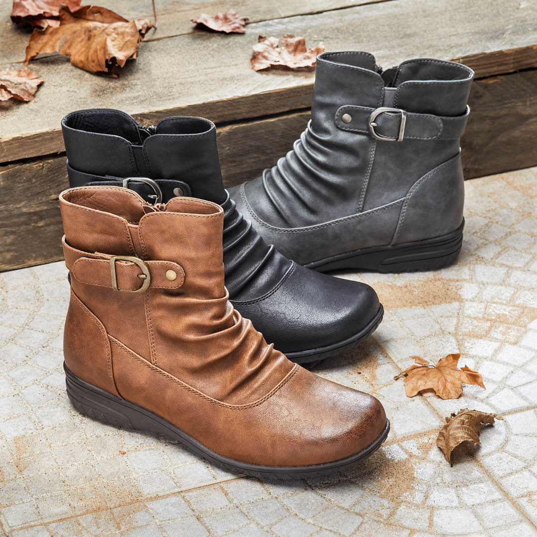 Don’t let the cold cramp your style! Our wipe-clean faux leather ankle boots, complete with subtle buckle details, are the perfect finishing touch to any cold-weather outfit. Shop now: ow.ly/vRcC50Qkvvu #shoes #ankleboots #pavers #footwear