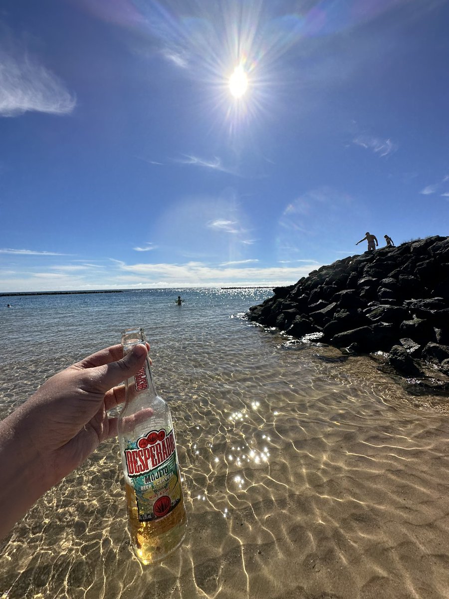 smitkev's tweet photo. Belated N’erday dip 😬🍻 https://t.co/SSpQ6uDxWy